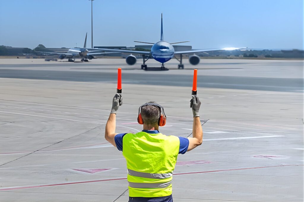 airline uniforms in dubai