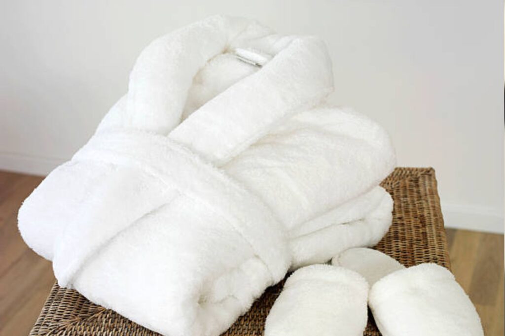bathrobes in uae