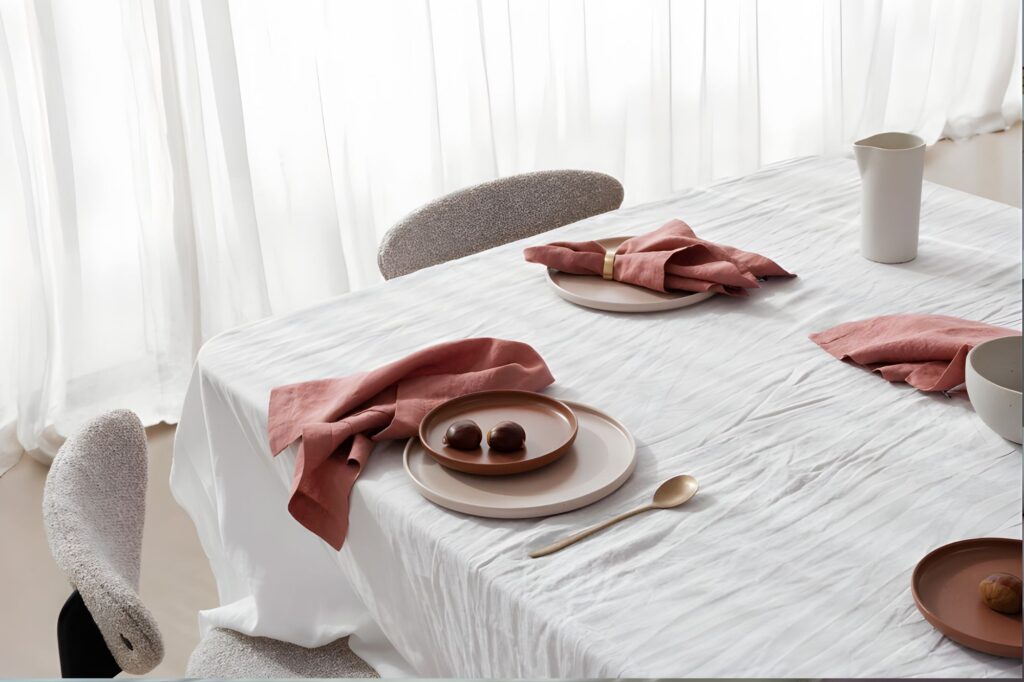 tablecloths in uae