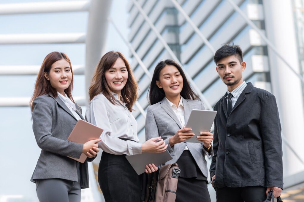 Corporate Uniform suppliers in dubai