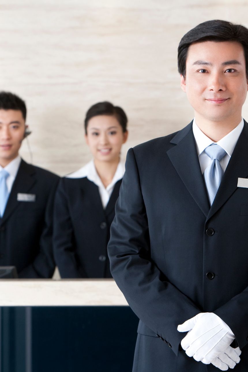 staff uniforms in uae